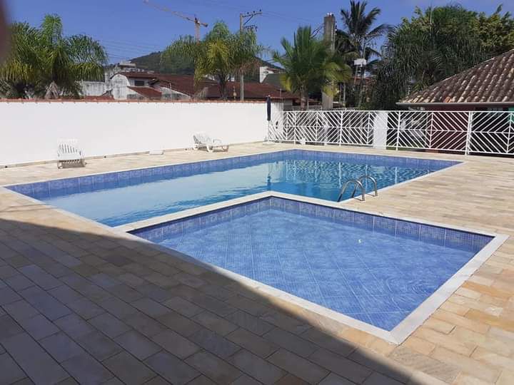 Piscina Ampla